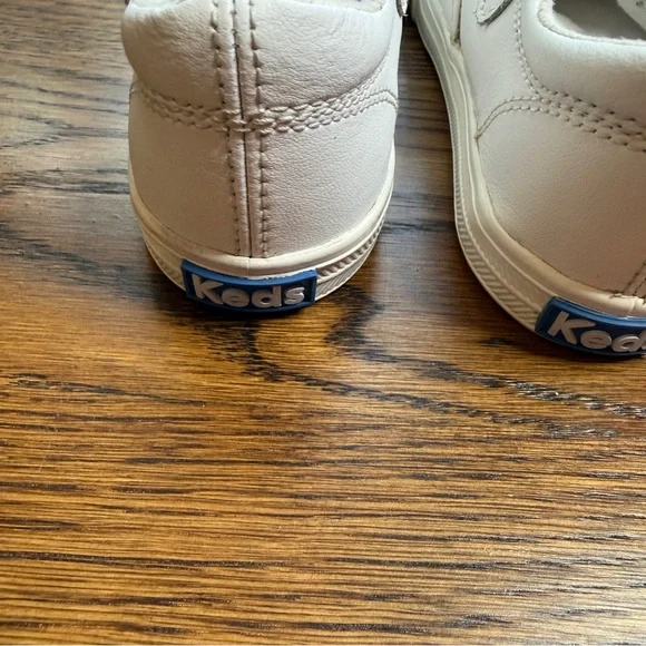 Keds Kids Daphne White Leather T-Strap Sneakers with Velcro Closure Size 11 - Picture 8 of 11